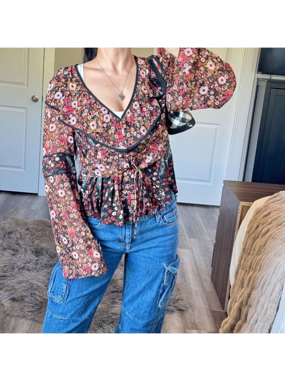 Y2K Boho Grunge Floral Blouse BCBGeneration Womens M Fairycore Bell Sleeve Shirt